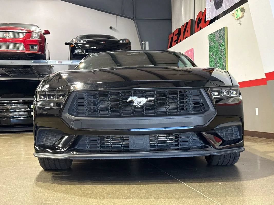 Used 2024 Ford Mustang Coupe w/ 2.3L High Performance Package RWD image 36