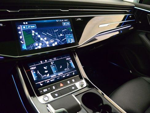 Certified 2025 Audi Q7 2.0T Premium Plus w/ Premium Plus Package image 25