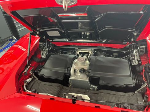 Used 2019 Lamborghini Huracan LP 580-2 image 9