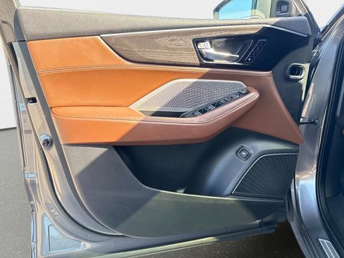 Certified 2023 Acura MDX SH-AWD w/ Advance Package image 17