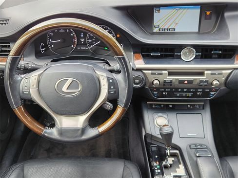 Used 2015 Lexus ES 350 image 28