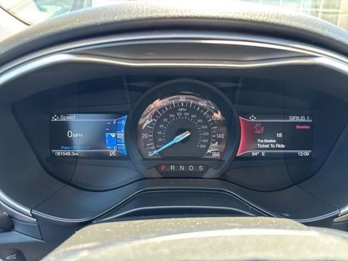 Used 2019 Ford Fusion SE FWD image 11