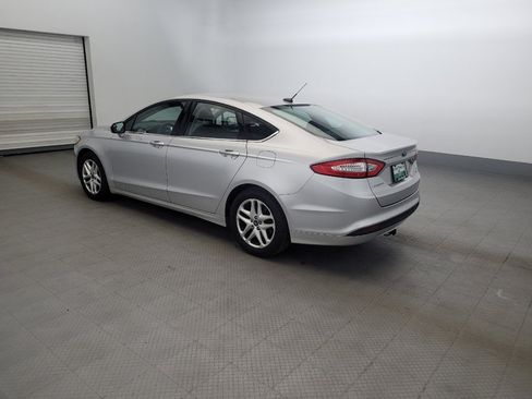 Used 2014 Ford Fusion SE FWD image 3