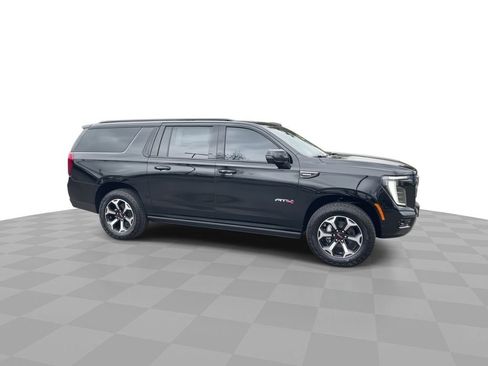 New 2026 GMC Yukon XL AT4 AWD/4WD image 9