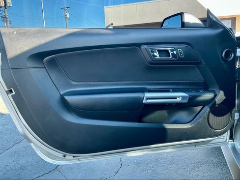 Used 2015 Ford Mustang Coupe w/ Equipment Group 051A image 37