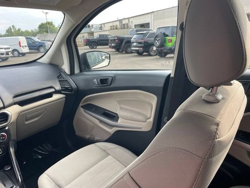 Used 2021 Ford EcoSport S AWD/4WD image 16