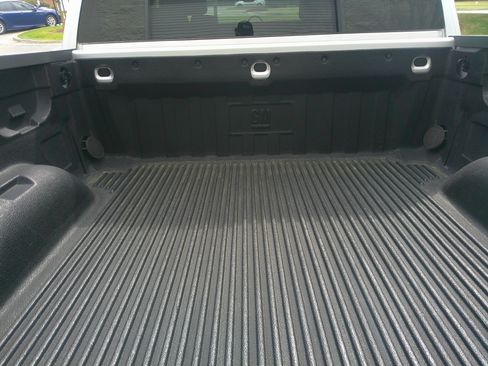 Used 2014 GMC Sierra 1500 SLT w/ SLT Crew Cab Value Package image 30