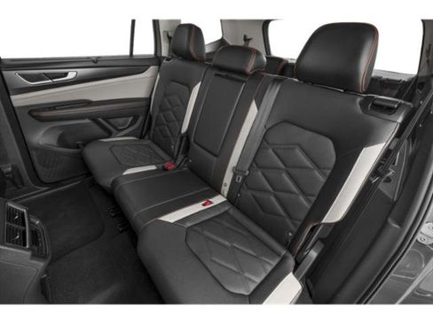 New 2026 Volkswagen Atlas Peak Edition AWD/4WD image 10