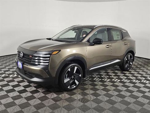 New 2026 Nissan Kicks SR w/ SR Premium Package AWD/4WD image 9