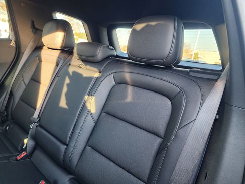 New 2026 Chevrolet Equinox LT w/ Convenience Package II image 13