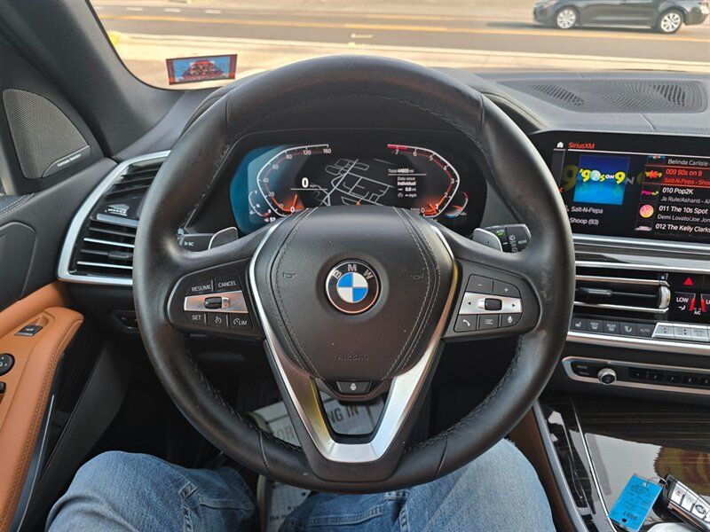 Used 2021 BMW X5 xDrive40i w/ Premium Package AWD/4WD image 6