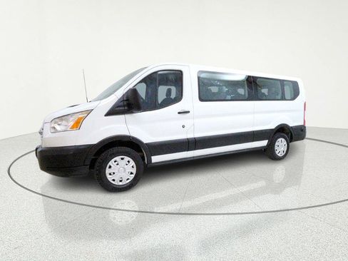 Used 2019 Ford Transit 350 XLT image 4