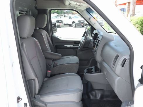 Used 2019 Nissan NV 2500 S RWD image 32