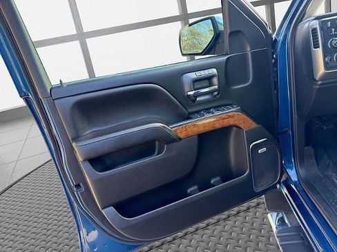 Used 2018 Chevrolet Silverado 1500 High Country image 27