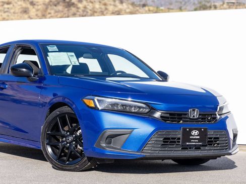 Used 2024 Honda Civic Sport image 7