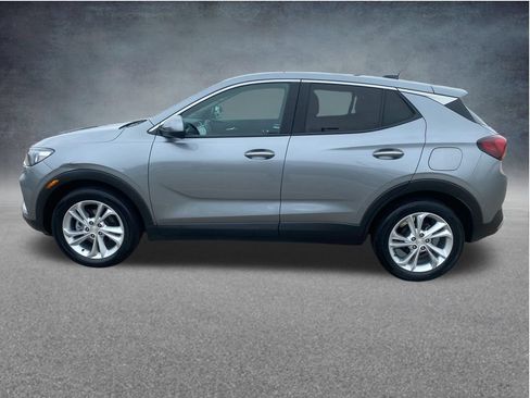 Used 2023 Buick Encore GX Preferred FWD image 2