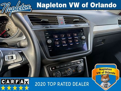 Used 2021 Volkswagen Tiguan SE image 28