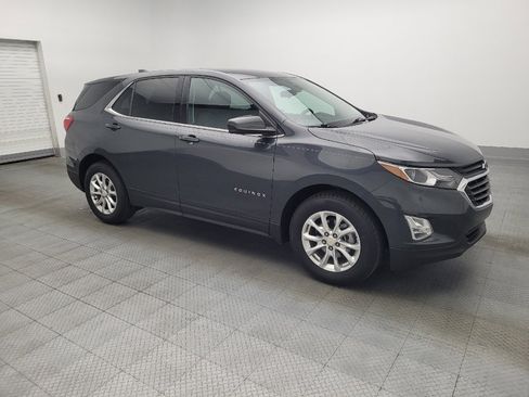 Used 2020 Chevrolet Equinox LT w/ Driver Convenience Package image 11