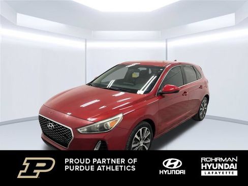 Used 2020 Hyundai Elantra GT FWD image 1