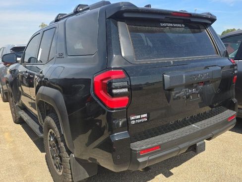 Used 2025 Toyota 4Runner TRD Off-Road image 4