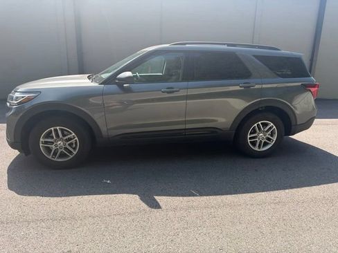 Certified 2026 Ford Explorer Active AWD/4WD image 4