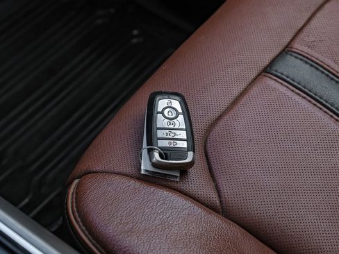 Used 2018 Ford F250 King Ranch w/ Chrome Package image 53