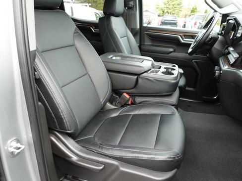 Used 2023 Chevrolet Silverado 1500 LT AWD/4WD image 36