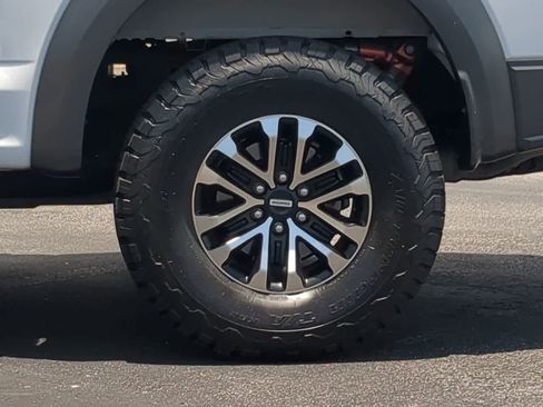 Used 2020 Ford F150 Raptor w/ Equipment Group 802A Luxury AWD/4WD image 13