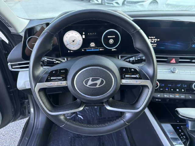 Certified 2024 Hyundai Elantra Limited FWD image 27