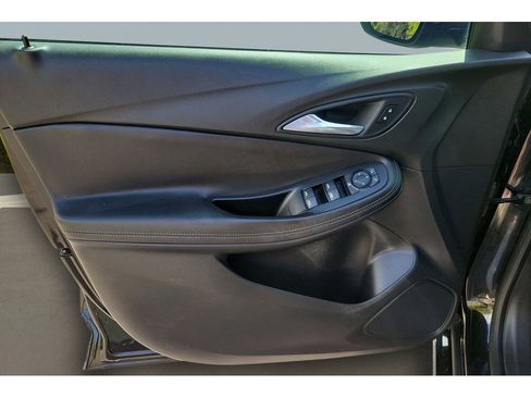 Used 2021 Buick Encore GX Select w/ Sport Touring Package FWD image 17
