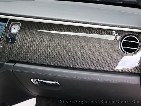 Used 2021 Rolls-Royce Wraith RWD image 22