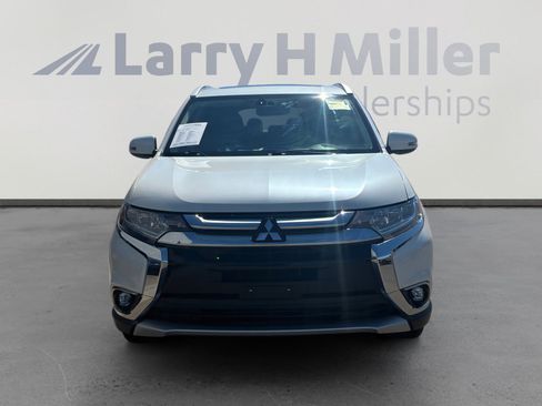 Used 2017 Mitsubishi Outlander GT image 8