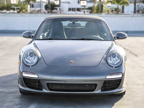 Used 2012 Porsche 911 Carrera S image 3