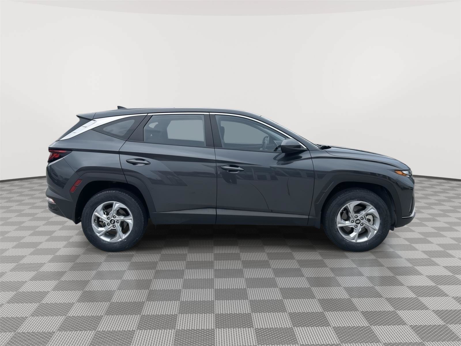 Used 2023 Hyundai Tucson SE AWD/4WD image 12