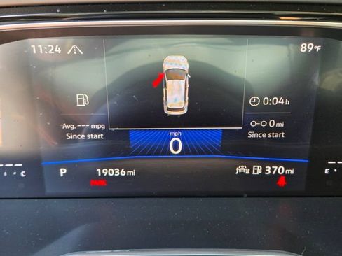 Certified 2024 Volkswagen Jetta SE w/ Panoramic Sunroof Package FWD image 21