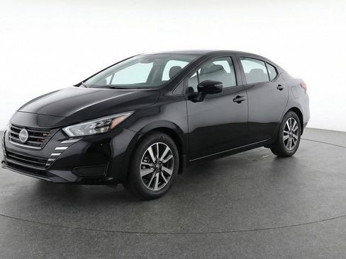 Used 2025 Nissan Versa SV FWD image 3