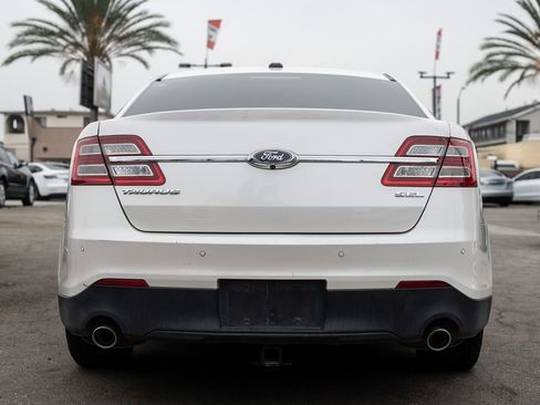 Used 2018 Ford Taurus SEL w/ Equipment Group 201A image 10