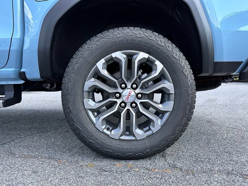 New 2026 GMC Canyon Denali AWD/4WD image 42