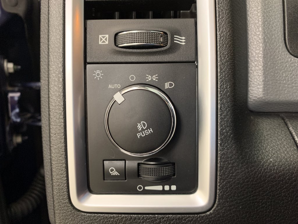 Used 2017 RAM 1500 Big Horn AWD/4WD image 23