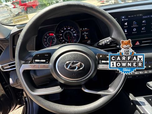 Certified 2023 Hyundai Elantra SEL w/ Winter Weather Package FWD image 16