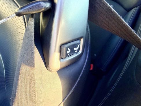 Used 2010 Lexus IS 350C image 11