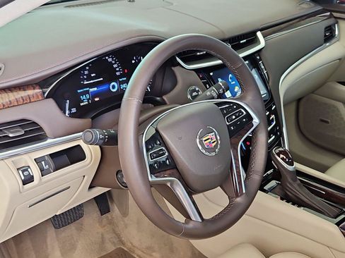 Used 2013 Cadillac XTS Luxury w/ Driver Awareness Package FWD image 10