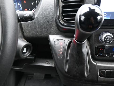 Used 2024 RAM ProMaster 2500 w/ Premium Convenience Group FWD image 20