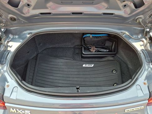 Used 2020 MAZDA MX-5 Miata RF Grand Touring RWD image 30
