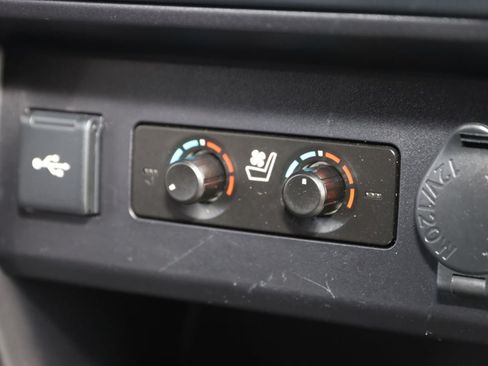 Used 2023 Toyota 4Runner Limited AWD/4WD image 9