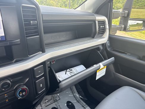 New 2026 Ford F250 XL w/ 360-Degree Camera Package AWD/4WD image 35