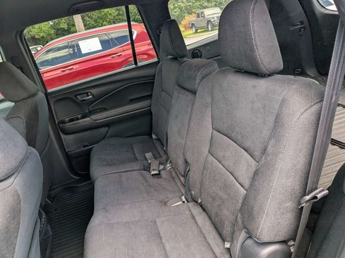 Used 2022 Honda Pilot Sport image 14