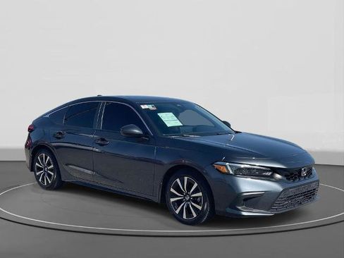 Used 2023 Honda Civic EX-L image 4