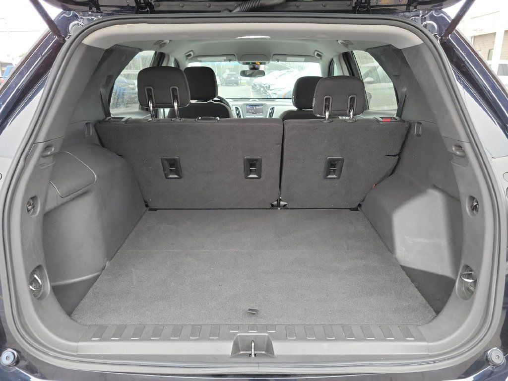 Used 2020 Chevrolet Equinox LS w/ LS Convenience Package FWD image 11