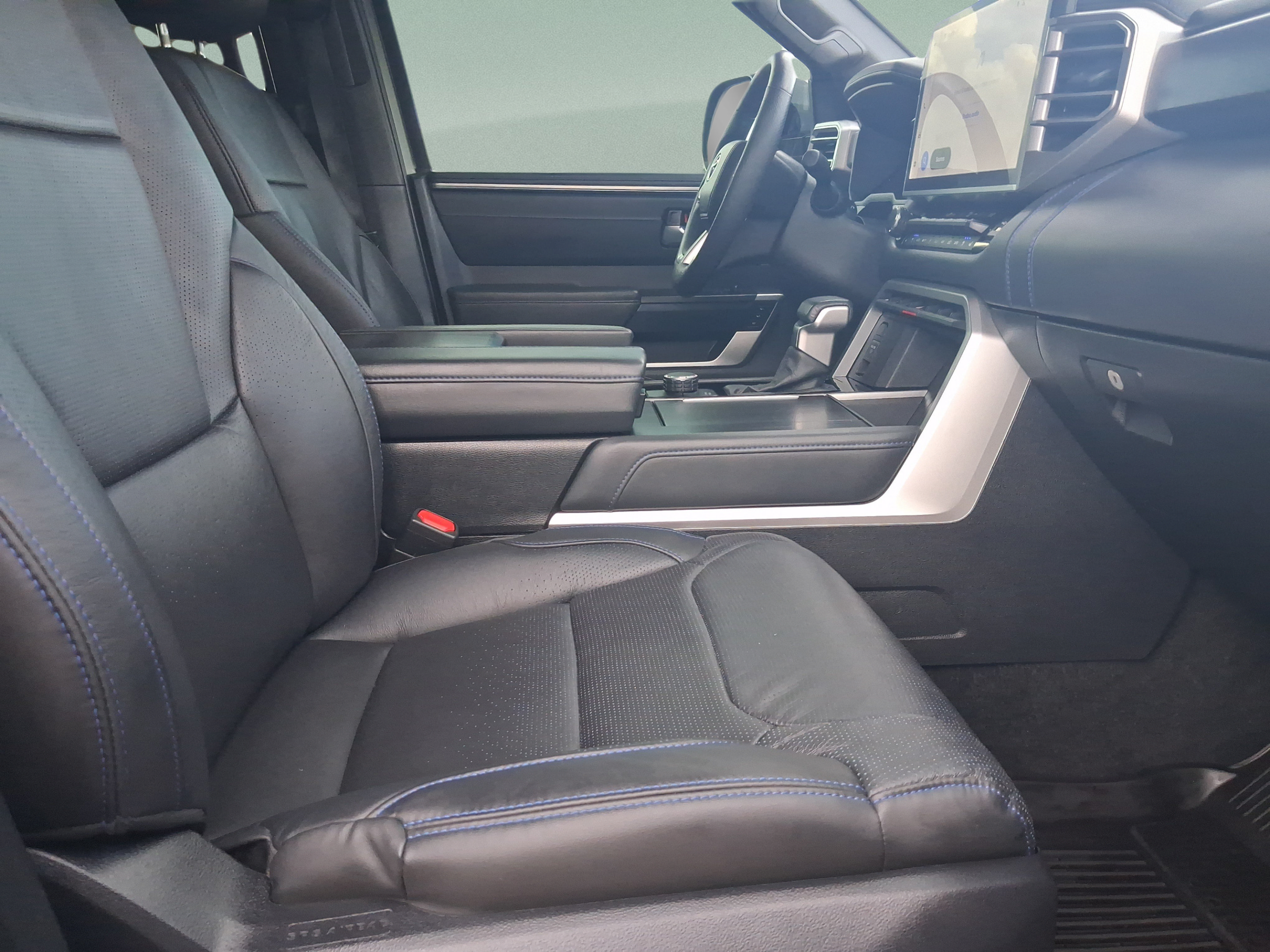 Used 2024 Toyota Sequoia Platinum RWD image 34